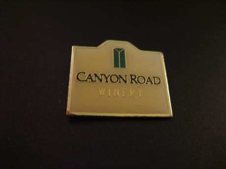 Canyon Road Winery wijnmerk uit Californië ( USA) eigendom van het drankconglomeraat E. & J. Gallo)